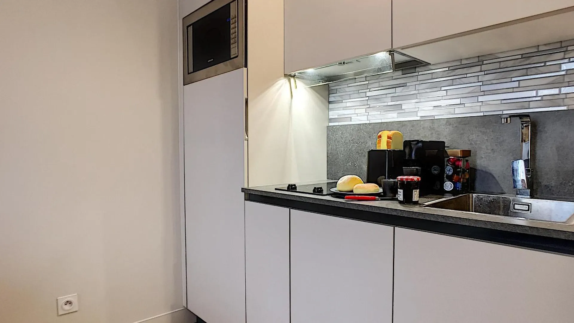 Nestor&Jeeves - Vogue Beach - Central - Near Beach Nice Apartment